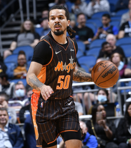 关于今晚突围战来临；阿贾克斯围绕全明星赛止住颓势；更衣室稳定；数据趋势出现新变化的信息-MK体育app